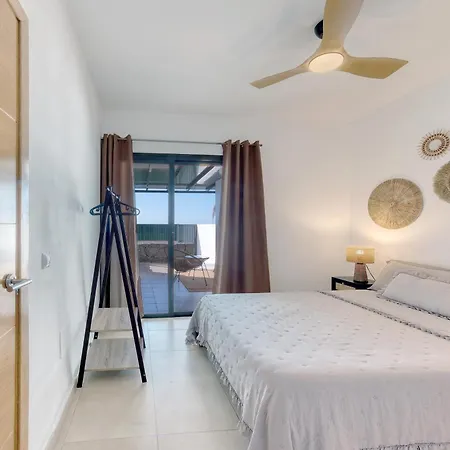 בית נופש Casa Costa Esmeralda - Pool And Relax By Lanzarote *