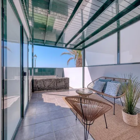 Casa Costa Esmeralda - Pool And Relax By Lanzarote