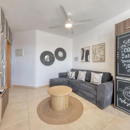 Casa Costa Esmeralda - Pool And Relax By Lanzarote Tatil Evi